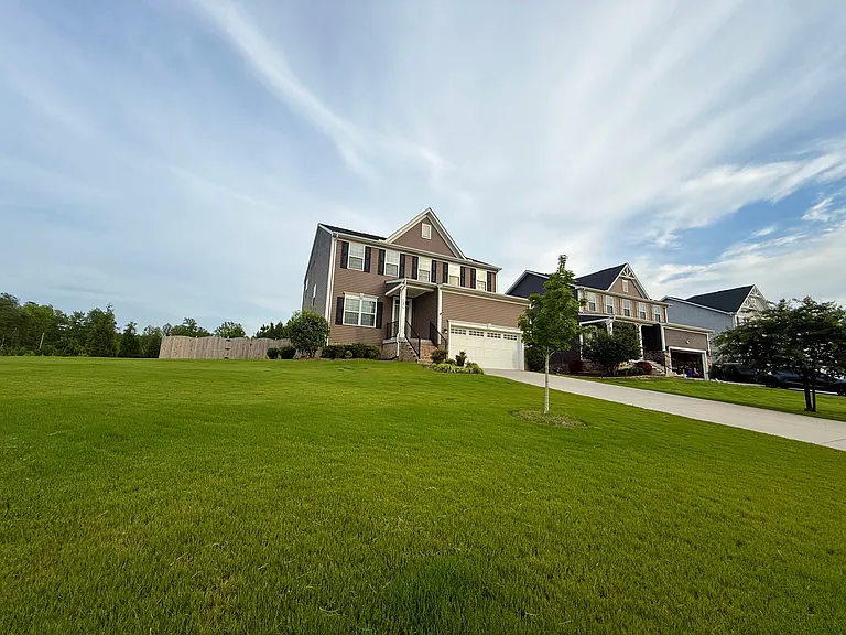 3601 Trillium Dr — Photo 1