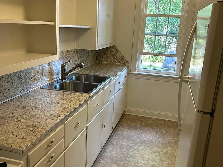 3510 Willis Ave #4 — Photo 4