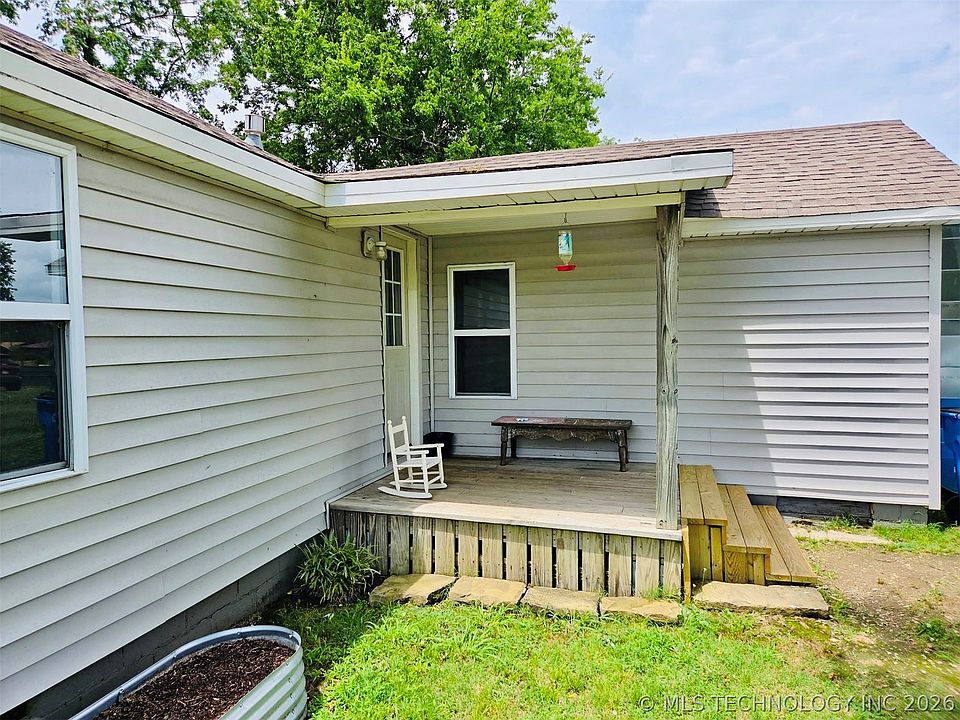1st image of 220 E Audd Ave