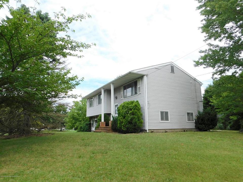 2nd image of 30 Mallard Rd