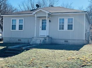 409 E Tahlequah Ave, Sulphur, OK 73086