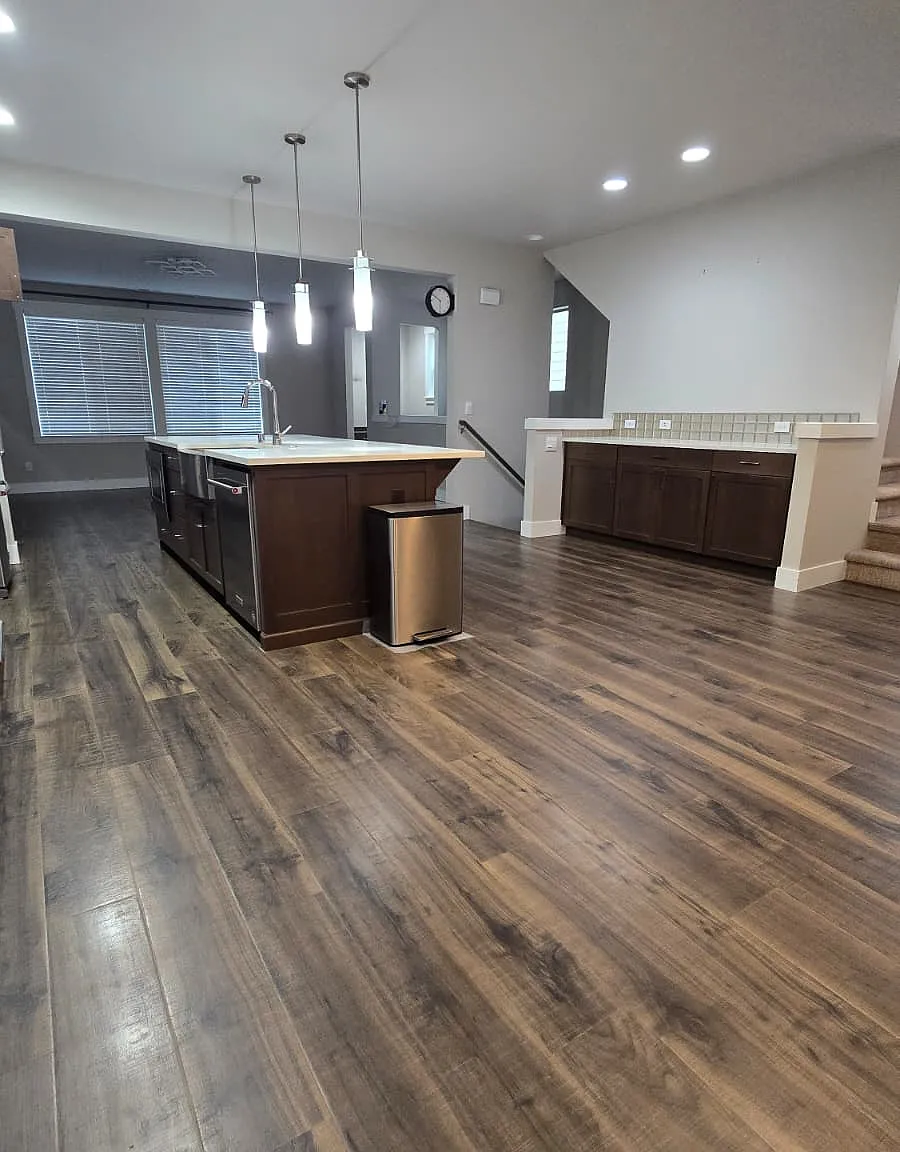4 bed, 3.5 bath, 2431 sqft, $3,600 — Photo 4