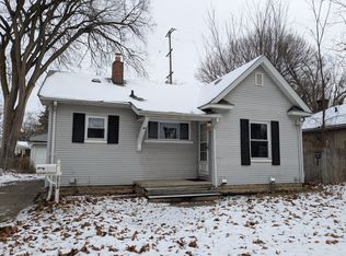 2514 Mackin Rd, Flint, MI 48504