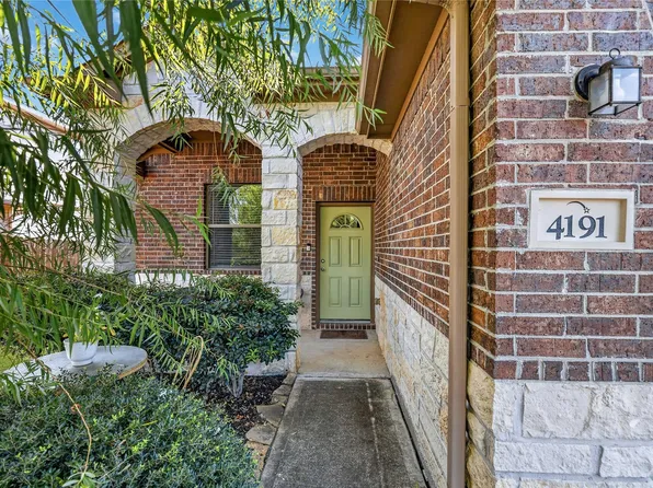 4191 Waukegan Rd, Conroe, TX 77306