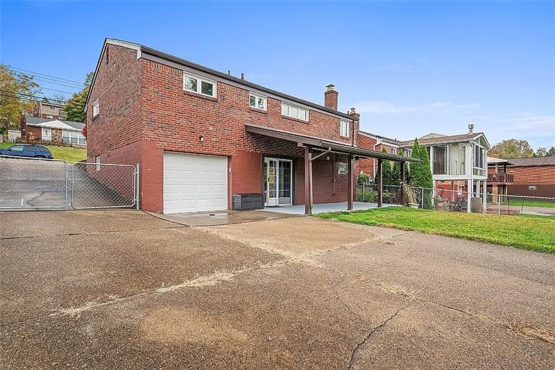 5268 Ranchview Dr, Pittsburgh, PA 15236 Zillow