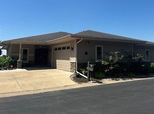 1541 Tundra Grass Way, Waunakee, WI 53597