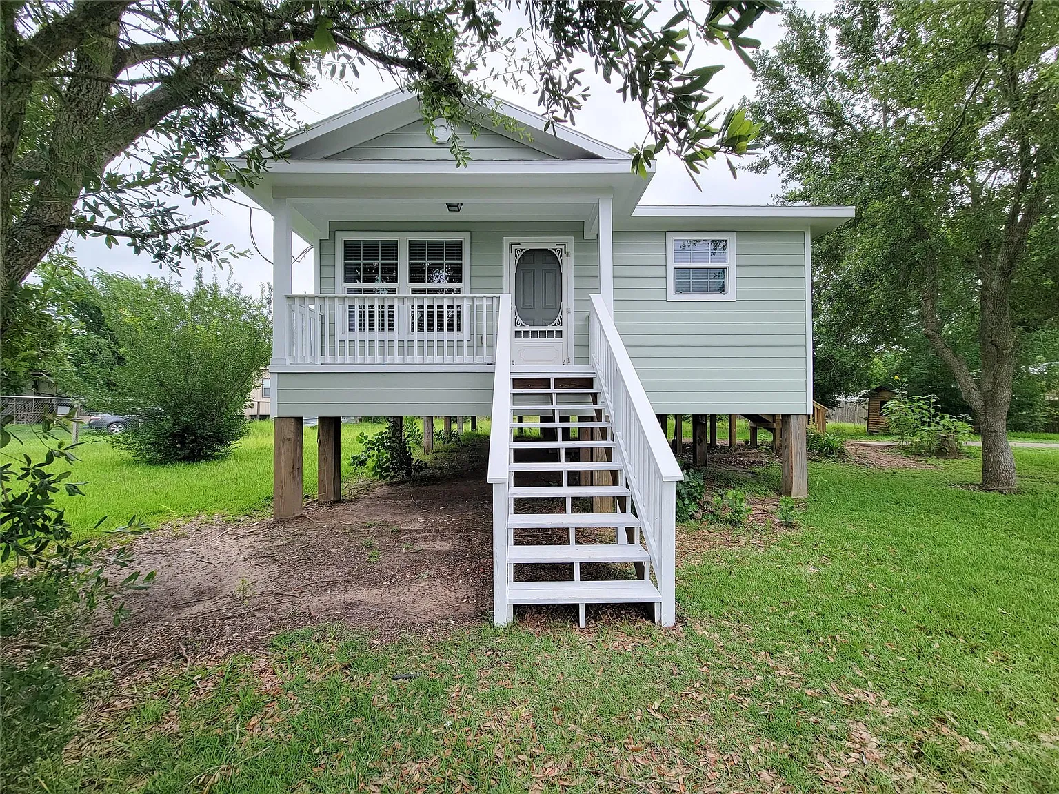3 bed, 2.0 bath, 1247 sqft, $1,650 — Photo 1