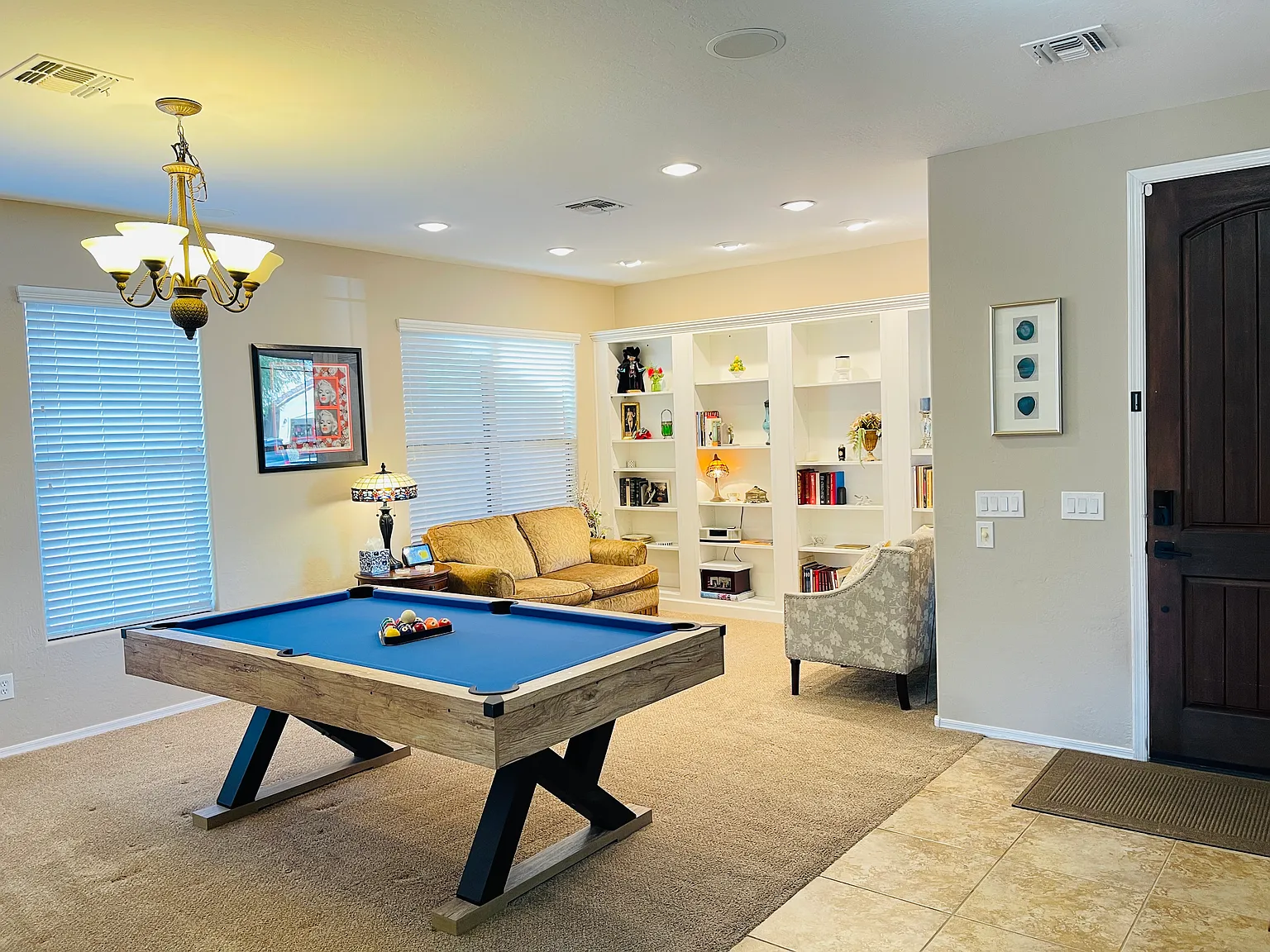 4 bed, 2594 sqft, $3,100 — Photo 3