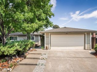 1414 Mallard Ln, Roseville, CA 95661