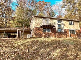 1652 Thunder Rd, Chapmanville, WV 25508