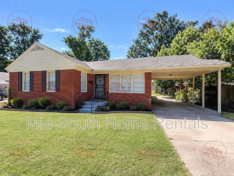 4 bed, 2.0 bath, 1608 sqft, $1,395 — Photo 1