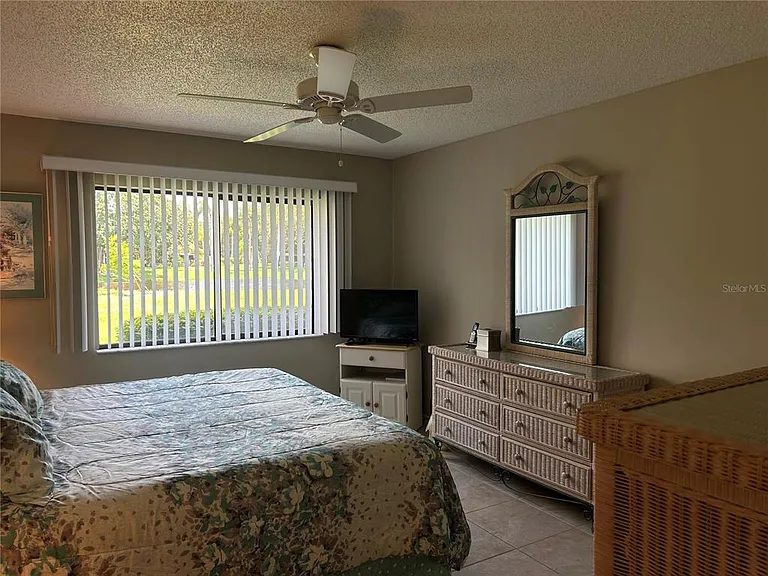 5662 Gardens Dr #104 — Photo 25