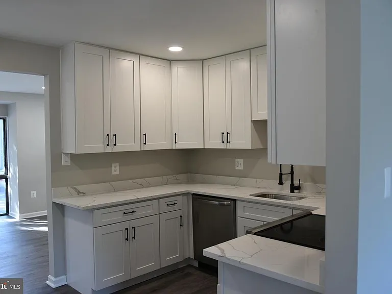9858 Sweet Mint Dr — Photo 7