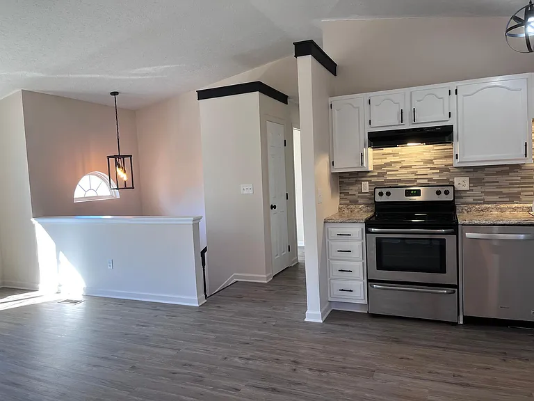 3583 Mitten Dr — Photo 9