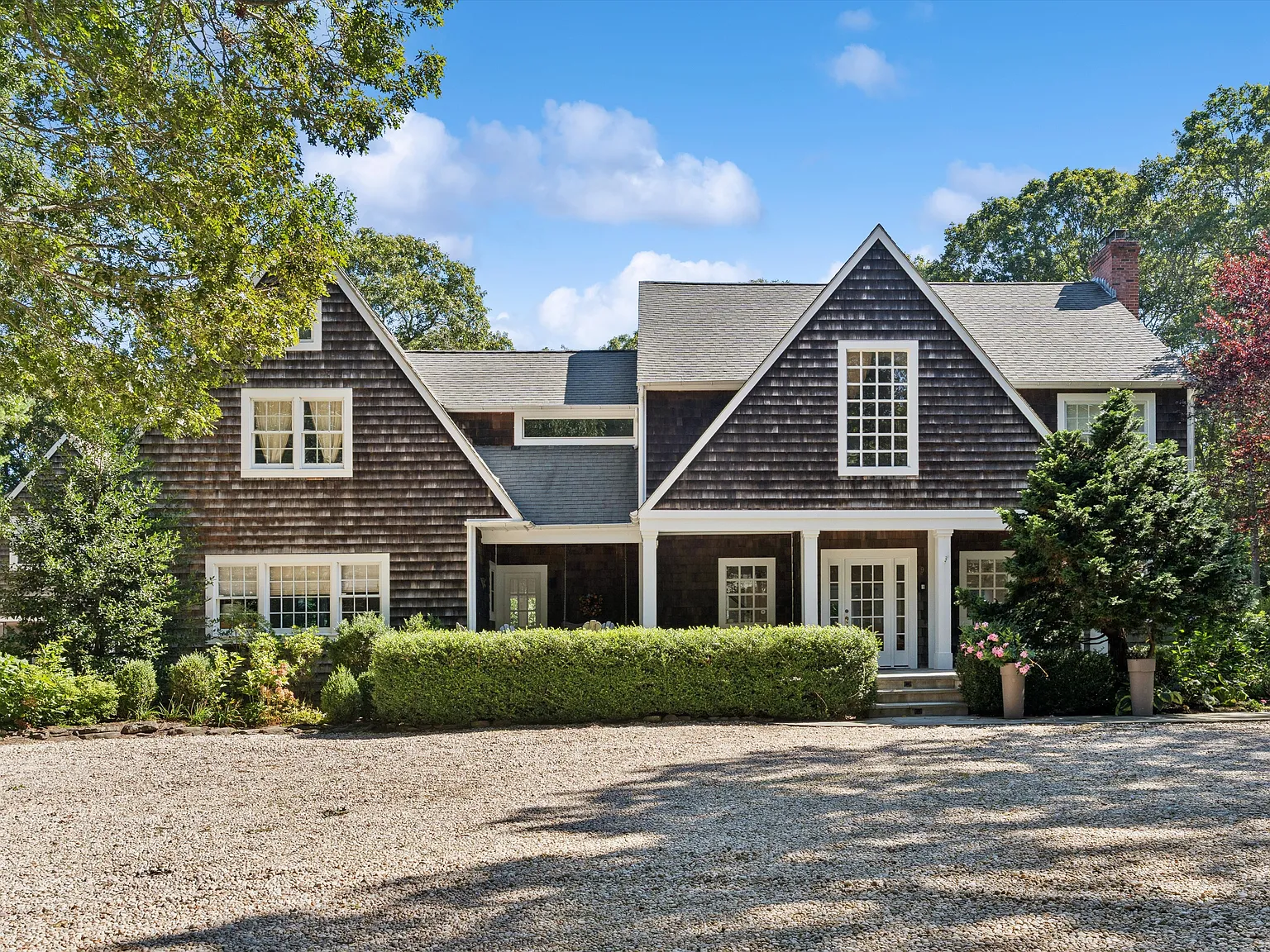 East Hampton Village Fringe — Photo 4