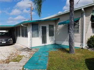 2079 Champion St, Sarasota, FL 34231
