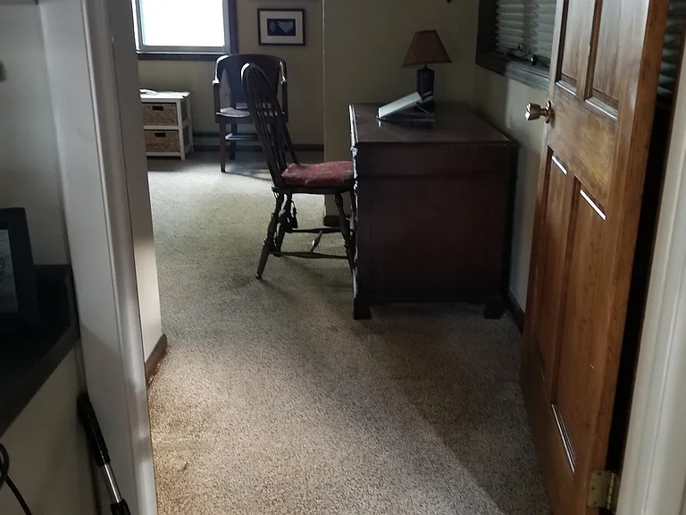 926 Village Green Ln — Photo 1