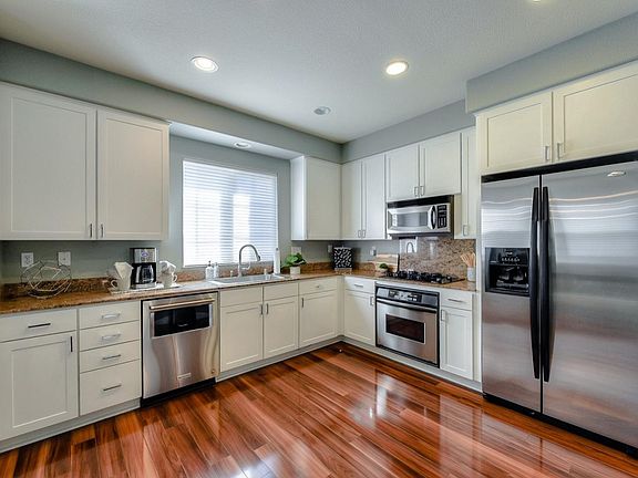 5th image of 530 Altino Blvd