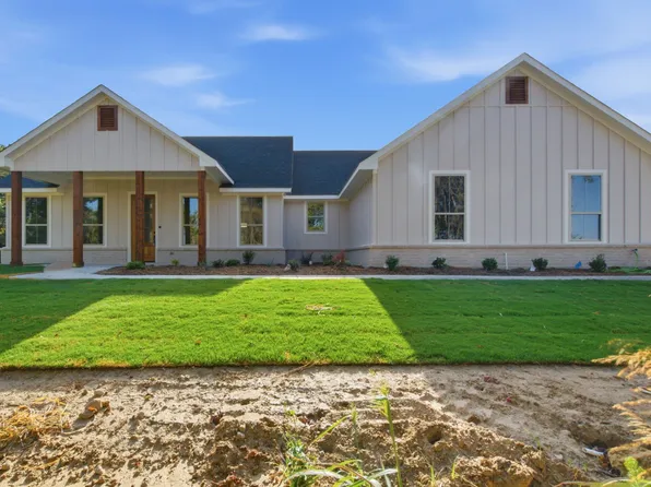 209 Waterford, Weatherford, TX 76086