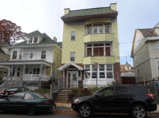 692 Ridge St, Newark, NJ 07104