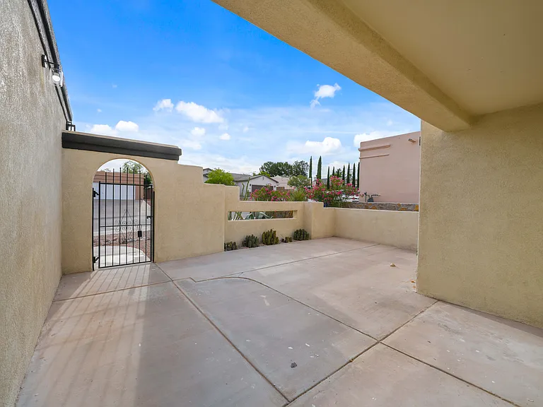 2641 Bearcat Dr — Photo 4