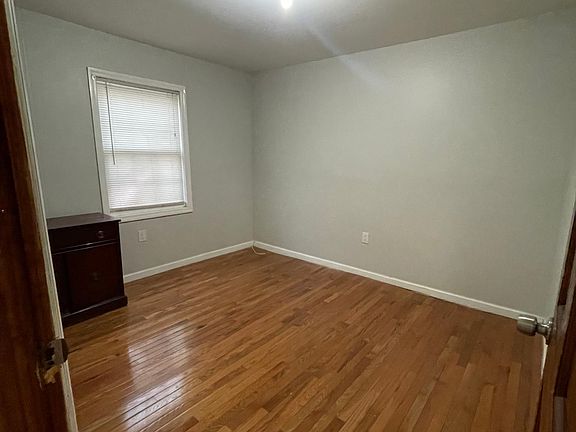 2nd image of 22129 Davenport Ave