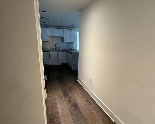 3rd image of 1730 Sawtelle Blvd APT 311