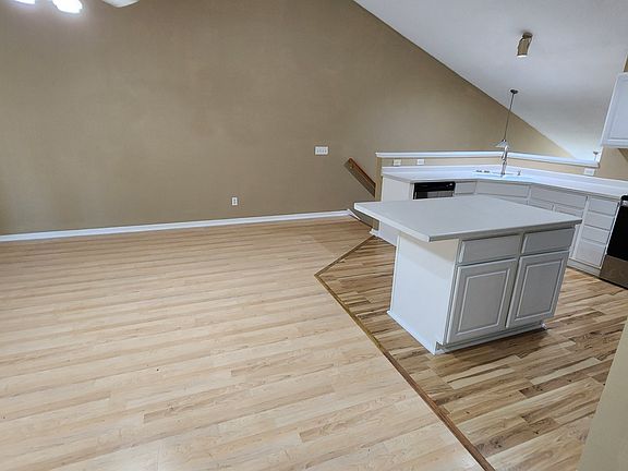 Living Room / Kitchen