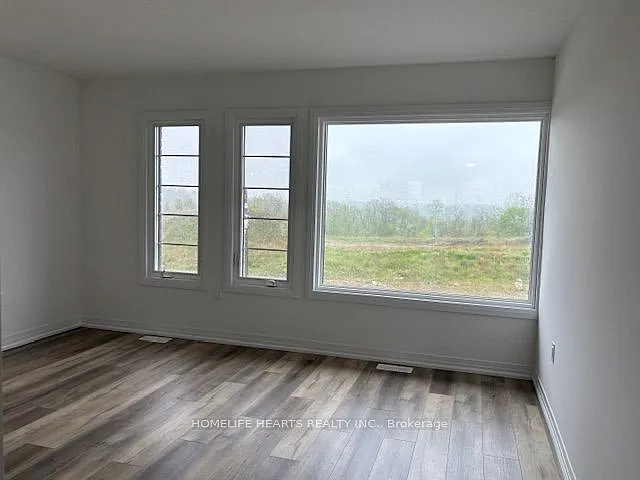 90 Gort Ave — Photo 13
