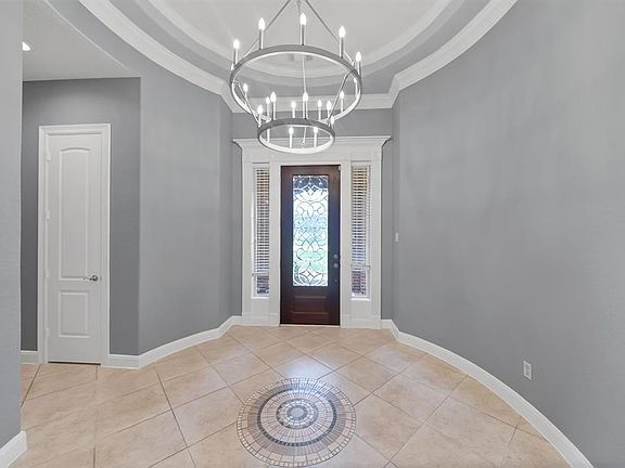 4th image of 8830 Royal Crest Lane