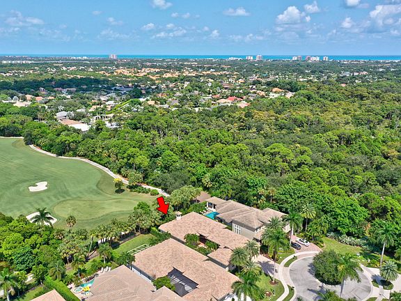 4th image of 541 Les Jardin Dr