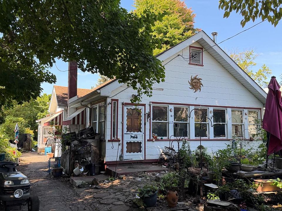 1st image of 117 Manor Rd