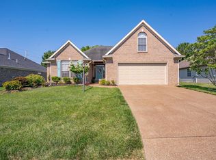 2983 Laura Lynn Ln, Newburgh, IN 47630