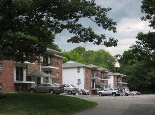 8 Perry St APT 3, North Grafton, MA 01536