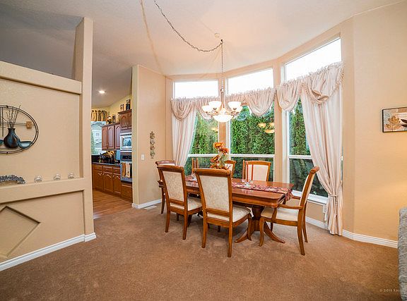 5th image of 3026 71st Ave NE