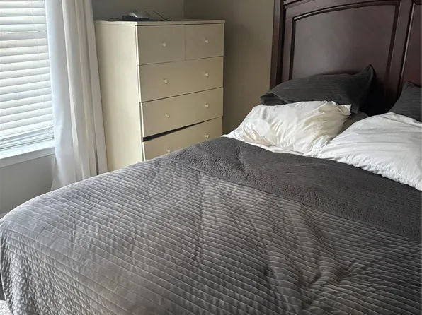 2502 Colleen Dr, Pearland, TX 77581