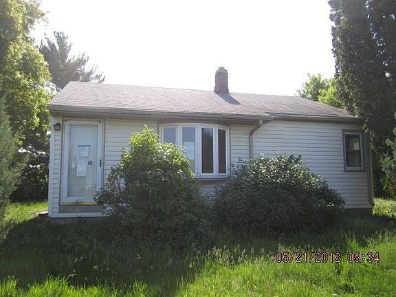2nd image of 14290 Goodwin Ave