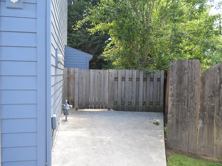 11412 NE 38th Ct — Photo 20