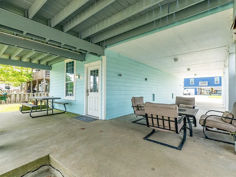16614 Bermuda Way — Photo 22