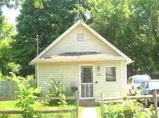 1435 Ada St, Lansing, MI 48910