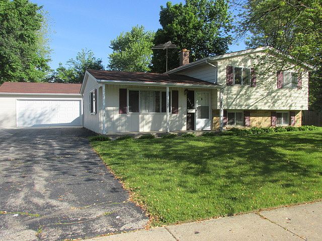 1st image of 37120 N Grandwood Dr