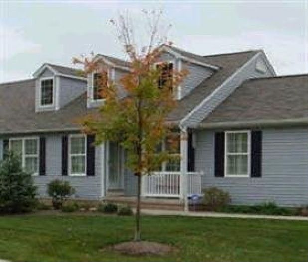1st image of 1091 Somerset Ln
