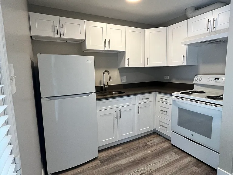Oak North Apartments — Photo 11
