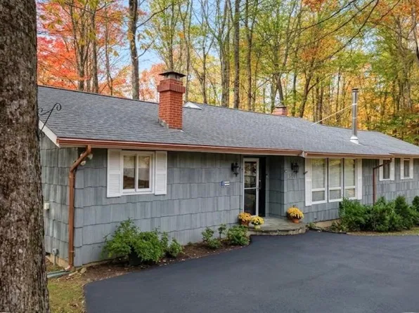 3393 Northwood Terrace, Lake Ariel, PA 18436