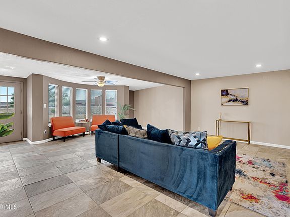 5th image of 6647 Mariposa Dr