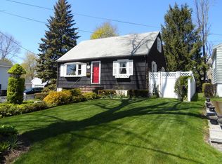 10 Cardinal Rd, Danvers, MA 01923