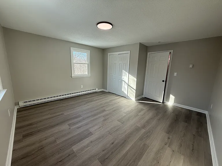 735 Stafford Rd #B — Photo 11