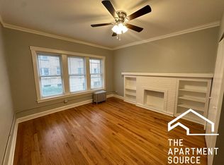 4902 E North Water St #2E, Chicago, IL 60611