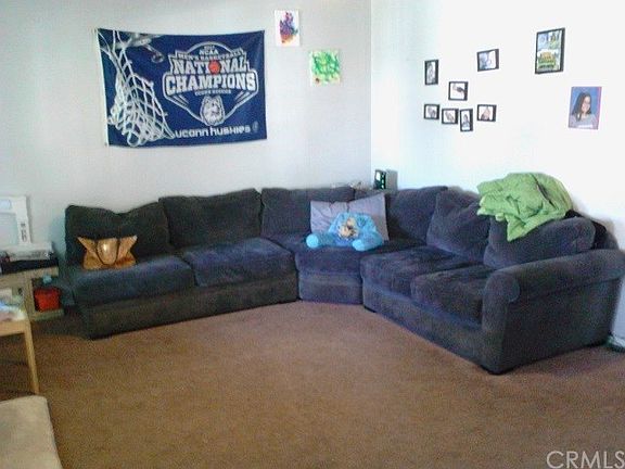 4230 Living Room