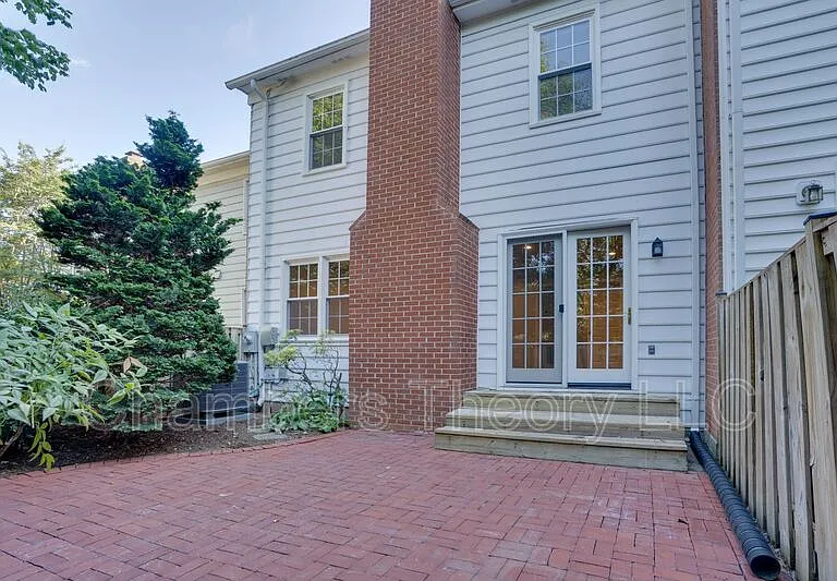 1003 Jennifer Ln — Photo 39